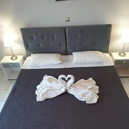 Makis & Poros (Kefalonia)