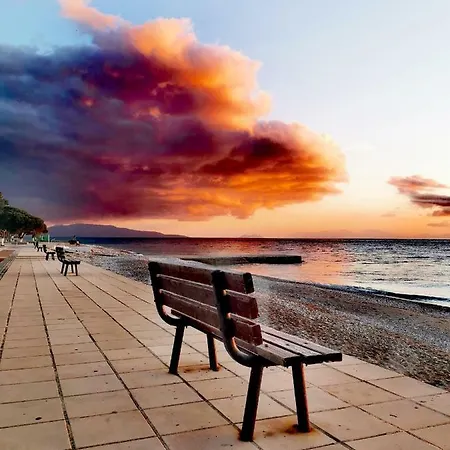 アパート Makis & *