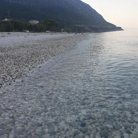 Makis & Poros (Kefalonia)