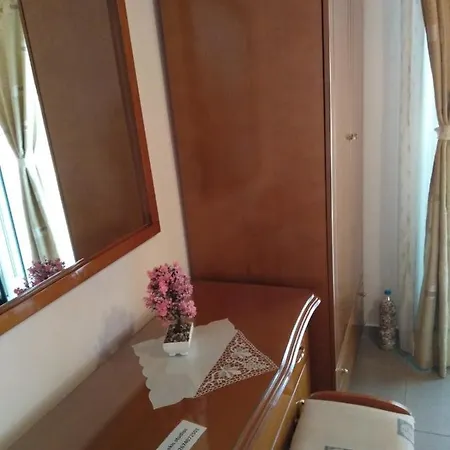 Apartamento Makis & *